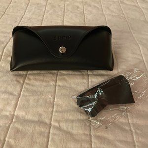 glasses case w/ glasses cloth cleaner